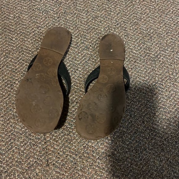 Tory Burch sandals - Picture 2 of 2